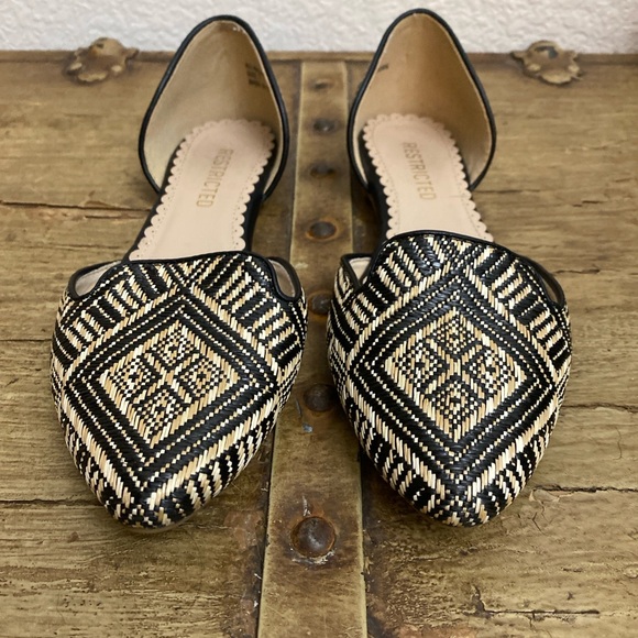 Gutter Lily Threads - Picture 7 of 16